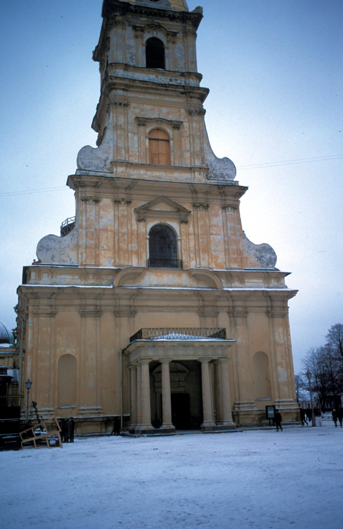 2000_12_037 2000 12 037