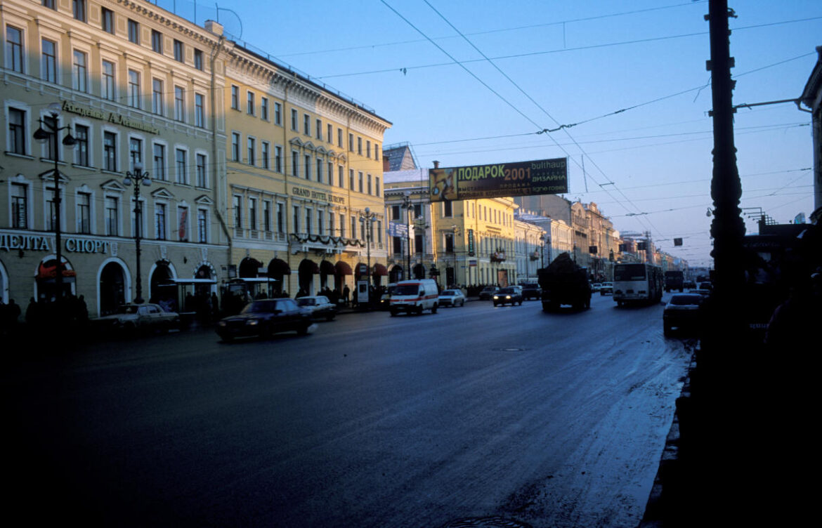 2000_12_052 2000 12 052